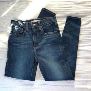 NWOT Levi’s Mile High Super Skinny Jeans